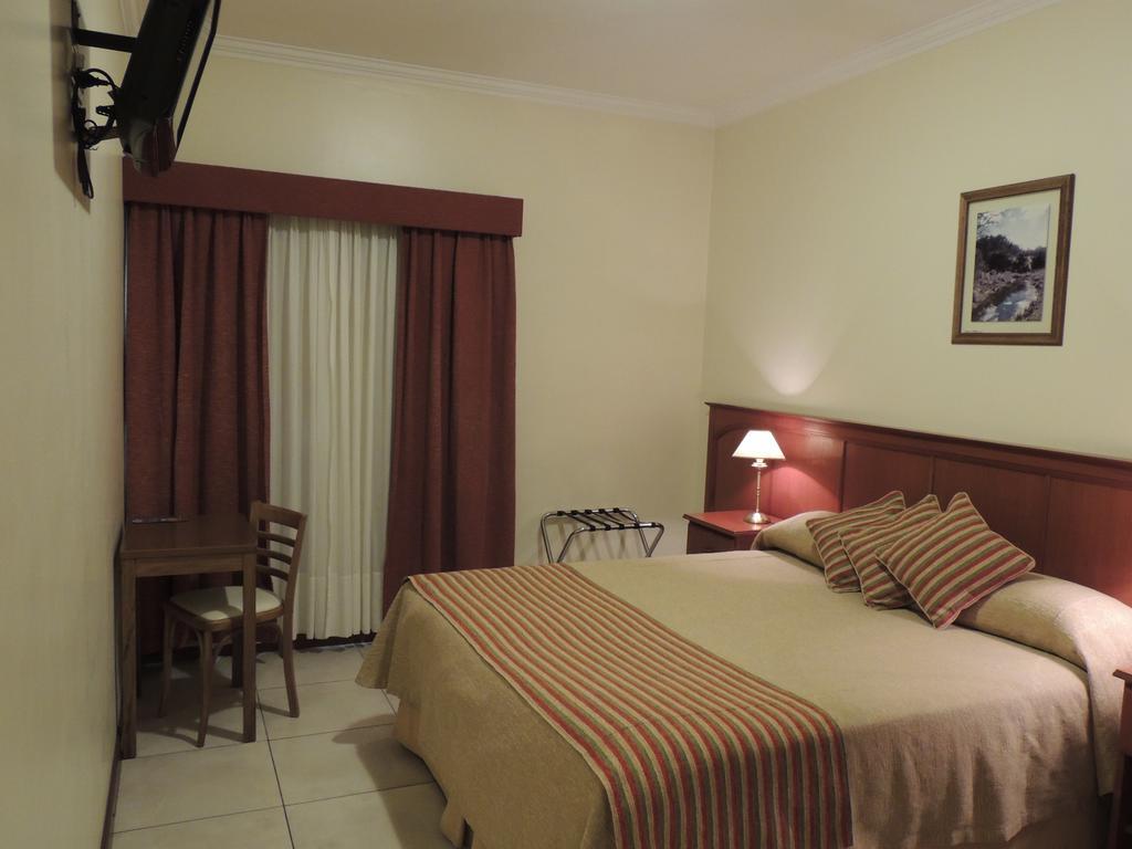 سانتا روزا Hotel Cuprum الغرفة الصورة