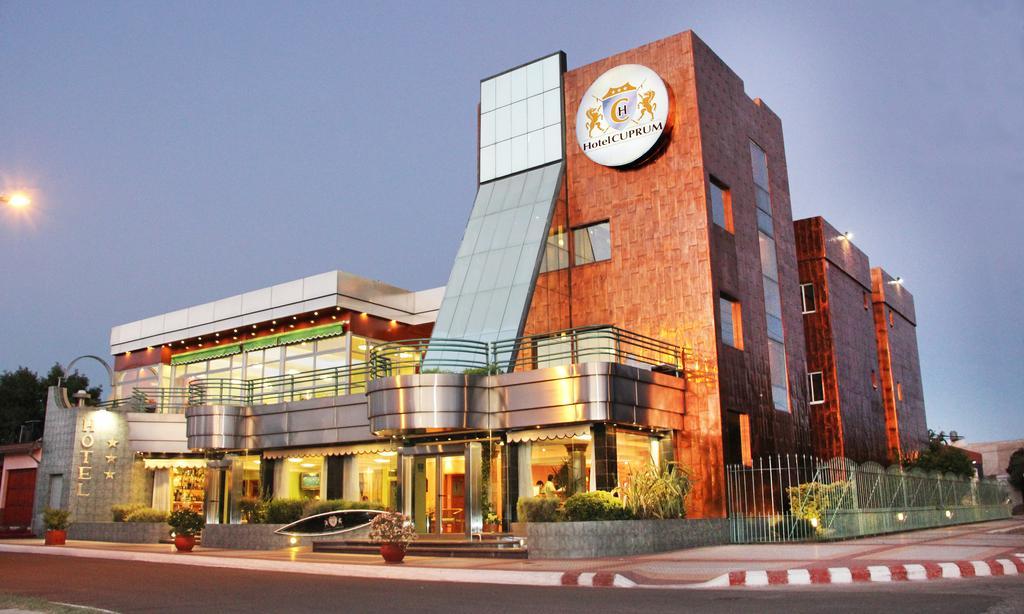 سانتا روزا Hotel Cuprum المظهر الخارجي الصورة